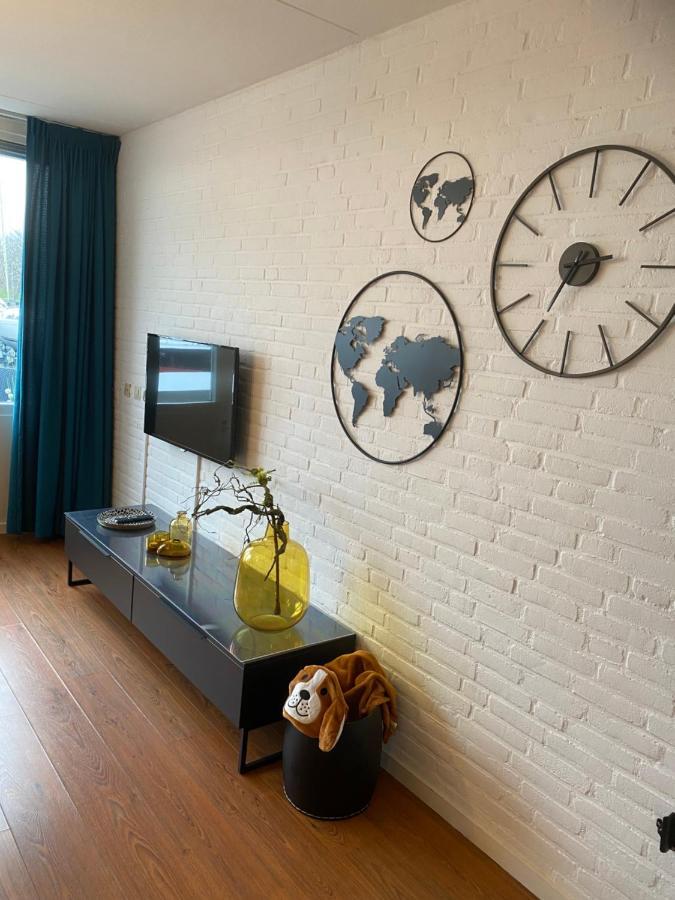 Ijsvogel Apartment, Duplex Family Home 4-Bed Located On The Largest Saltwater Lake Bruinisse Luaran gambar