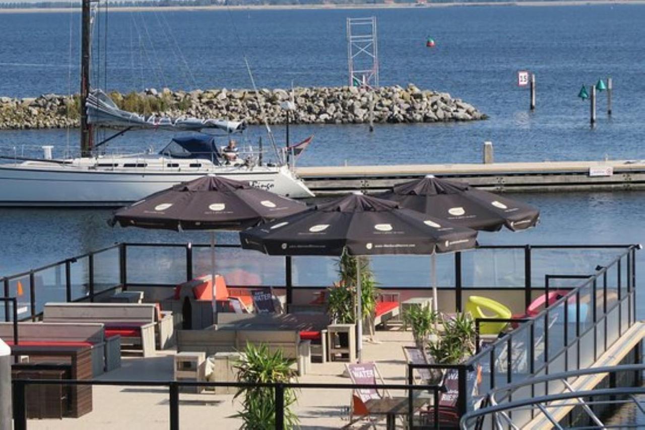 Ijsvogel Apartment, Duplex Family Home 4-Bed Located On The Largest Saltwater Lake Bruinisse Luaran gambar