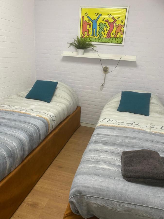 Ijsvogel Apartment, Duplex Family Home 4-Bed Located On The Largest Saltwater Lake Bruinisse Luaran gambar